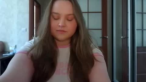 Snapshot of mollyas chatting on September 22, 10:50 am Alice online show from September 22, 10:50 am