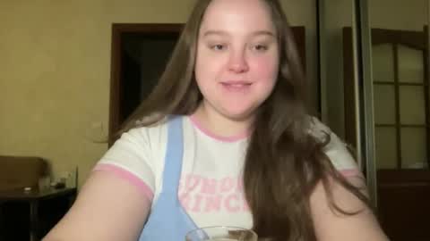 Alice online show from October 3, 4:04 pm