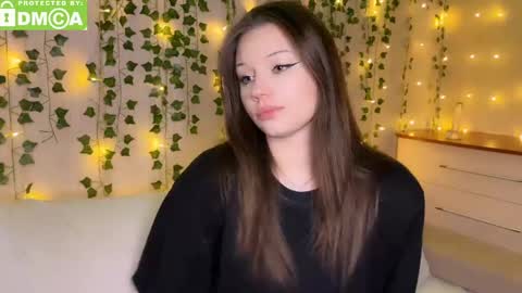 Snapshot of mollybibe chatting on April 21, 11:16 am Molly online show from April 21, 11:16 am