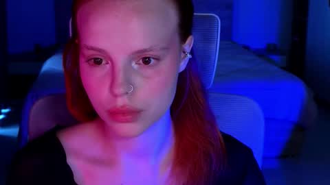 Snapshot of mollybossy chatting on March 20, 1:43 am Molly online show from March 20, 1:43 am