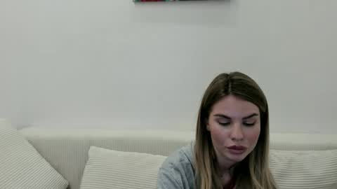 Snapshot of mollycem345 chatting on March 15, 5:08 pm mollycem345 online show from March 15, 5:08 pm