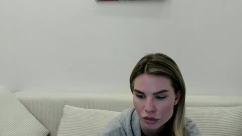 Snapshot of mollycem345 chatting on March 17, 5:16 pm mollycem345 online show from March 17, 5:16 pm