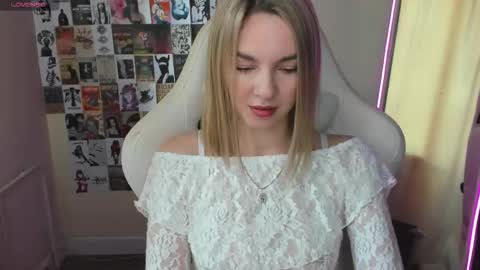 Molly online show from September 30, 1:21 am