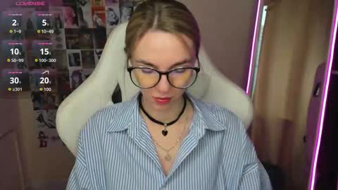 Molly online show from October 4, 1:25 am