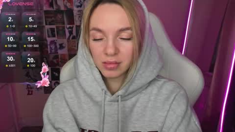 Molly online show from October 26, 12:49 am