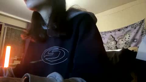 Snapshot of mollyex191919 chatting on October 24, 6:04 pm mollyEXD online show from October 24, 6:04 pm