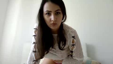 Molly online show from April 1, 7:09 am