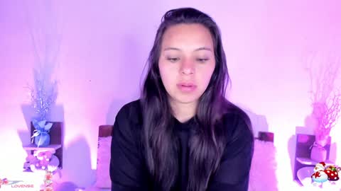 New girl Emily Valentina  Michelle online show from January 7, 8:52 pm