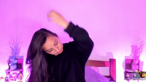 New girl Emily Valentina  Michelle online show from January 10, 12:17 am