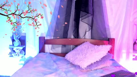 New girl Emily Valentina  Michelle online show from January 18, 12:02 am