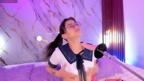 New girl Emily Valentina  Michelle online show from May 9, 2:55 pm