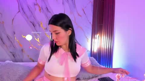 New girl Emily Valentina  Michelle online show from May 17, 12:41 am