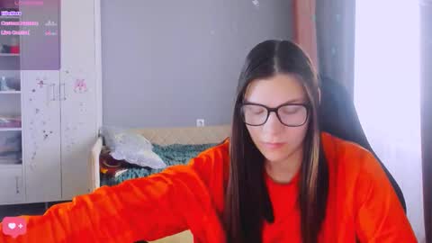  KIRA  online show from February 24, 5:49 am