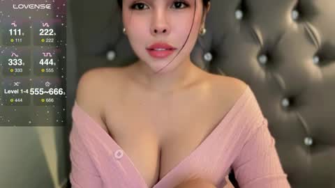 molly online show from November 5, 4:34 am