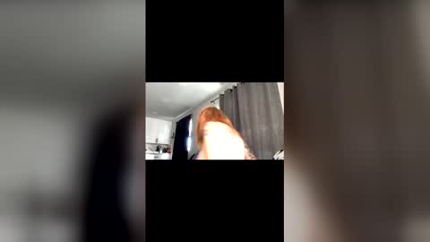 Mollystarrr online show from March 9, 12:25 am