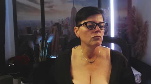 Snapshot of mollysun chatting on October 4, 5:11 pm MollySun Nina Randmann online show from October 4, 5:11 pm