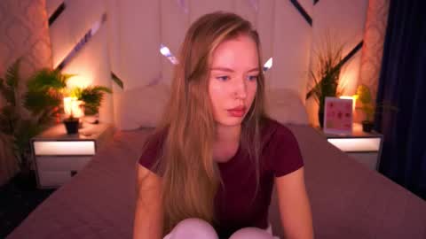 mollyymayy online show from January 15, 9:36 am