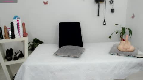 Celeste online show from September 20, 8:32 pm