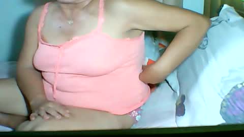 mombastic55 online show from June 9, 8:15 am