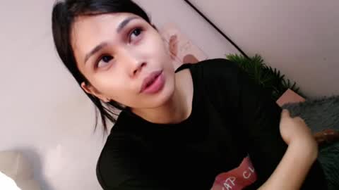MOMIKHEM online show from August 6, 8:27 am