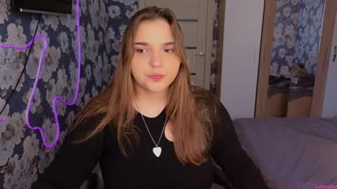 Leah online show from April 12, 12:43 pm