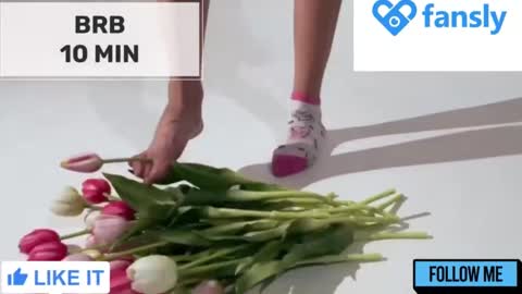 Mommy online show from February 12, 2:03 am