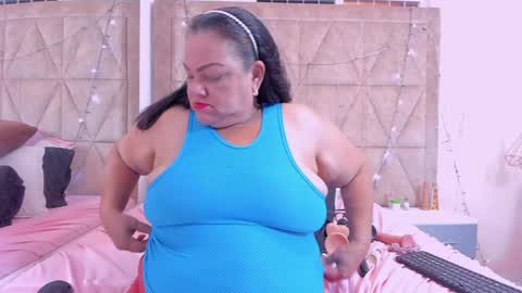 Jelitza online show from December 28, 1:49 pm