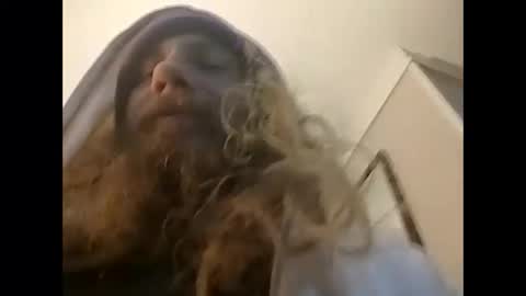 Snapshot of mommyissues2386 chatting on December 1, 8:53 pm Richard Sheridan online show from December 1, 8:53 pm