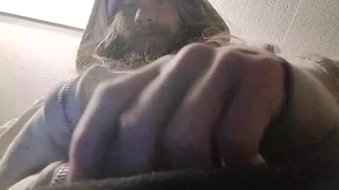 Snapshot of mommyissues2386 chatting on December 27, 2:36 am Richard Sheridan online show from December 27, 2:36 am