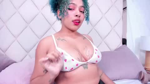 Snapshot of momo_ayasse chatting on September 19, 9:26 pm Momo online show from September 19, 9:26 pm