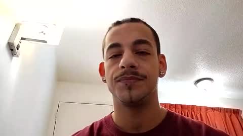 momoneyr15 online show from February 8, 4:43 pm