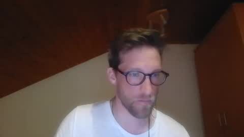 moms_little_monster online show from November 11, 9:04 pm