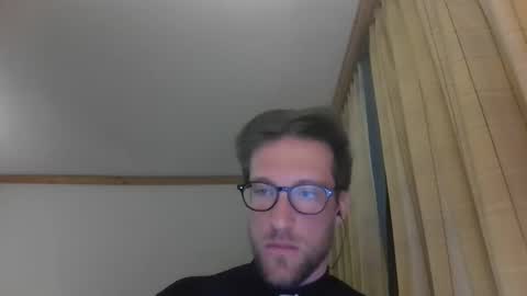 moms_little_monster online show from November 24, 9:47 pm