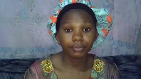 momsdoll online show from April 27, 5:16 am