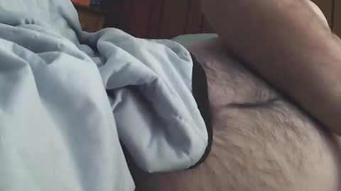 Snapshot of momsloveing chatting on March 15, 4:51 am justTHEit online show from March 15, 4:51 am