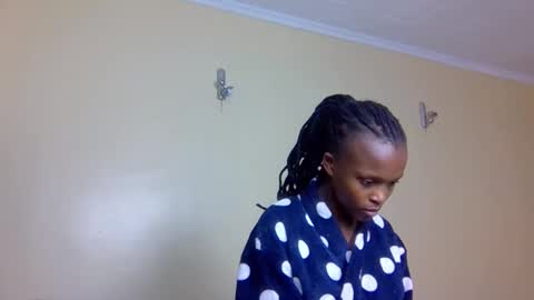 Mona online show from October 25, 7:49 am