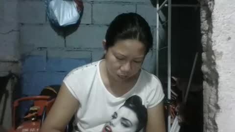 Snapshot of mona_sky chatting on February 15, 9:55 pm mona_sky online show from February 15, 9:55 pm