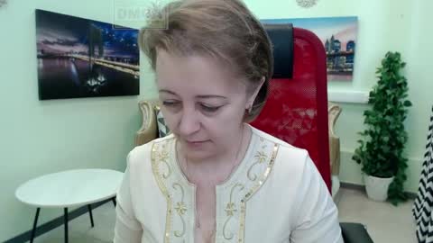 Mona online show from March 31, 11:10 am