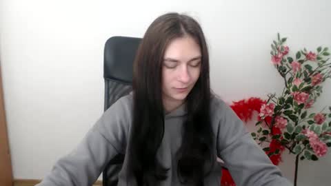 monakali online show from November 5, 7:08 am