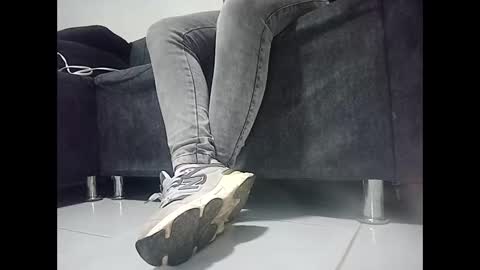 monalia17 online show from February 1, 3:27 am