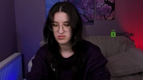 Mona online show from February 7, 11:19 pm