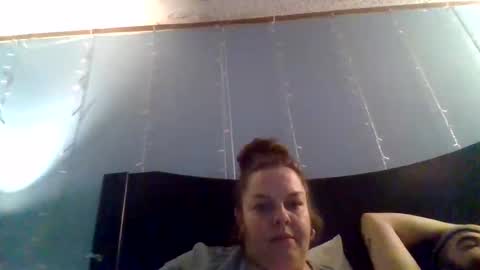 monamakeumoana88 online show from March 16, 2:39 am