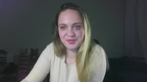 Snapshot of monarise chatting on March 23, 9:52 pm monarise online show from March 23, 9:52 pm