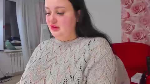 Monica online show from December 21, 10:06 am