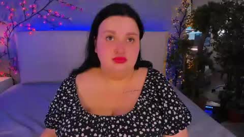 Monica online show from June 12, 12:04 pm