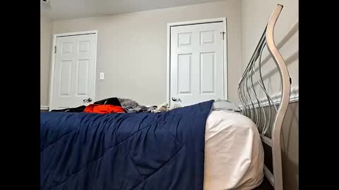 moneyboysaveg548 online show from March 26, 11:10 pm