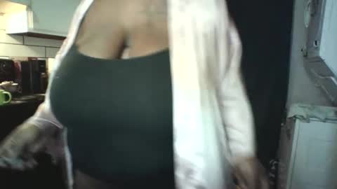 moni_simone online show from October 7, 8:11 am