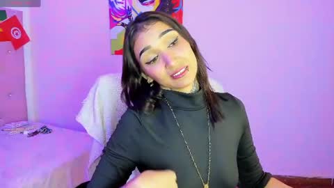 Monica online show from July 3, 8:04 pm
