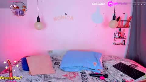 aleja      independent model       online show from December 20, 6:37 pm