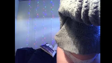 Monica online show from February 13, 6:48 pm